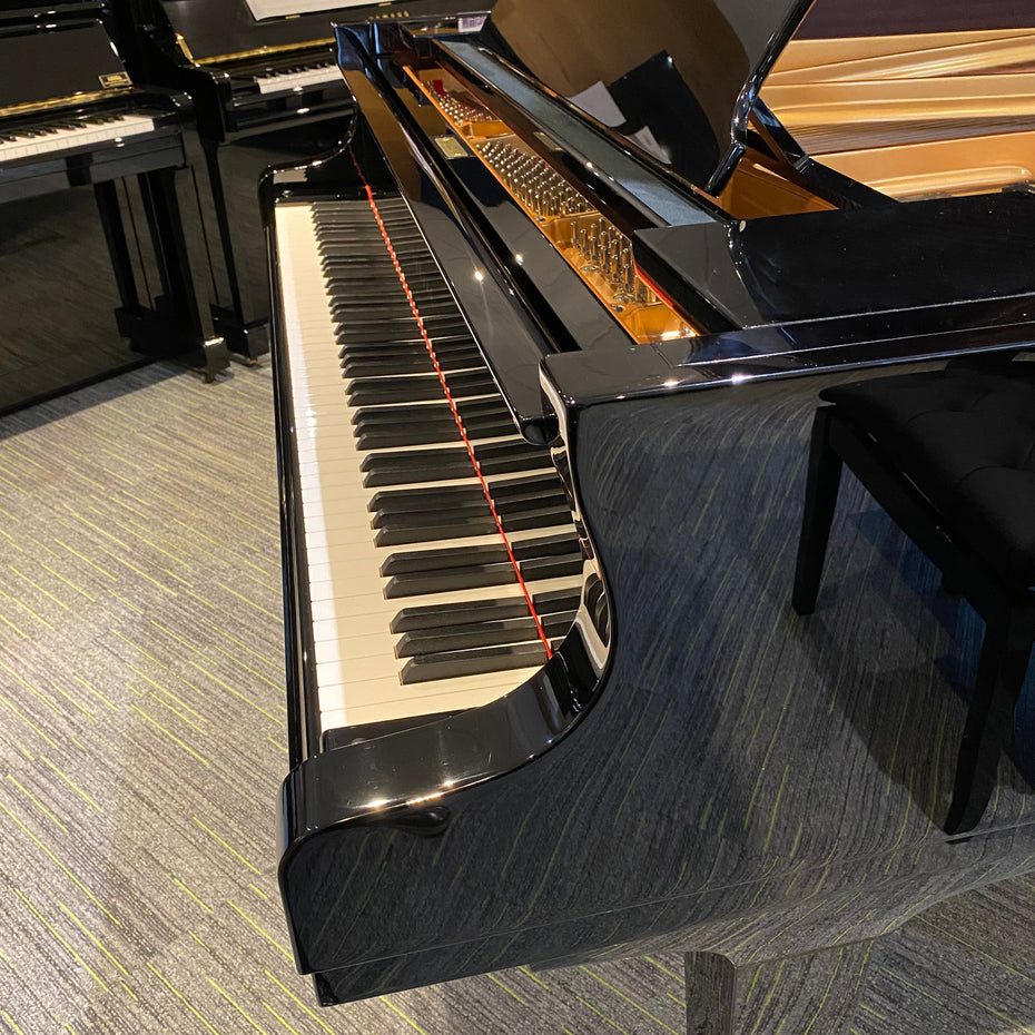 IK-2ND9932 - Pre-owned Yamaha S3X grand piano in polished ebony Default title