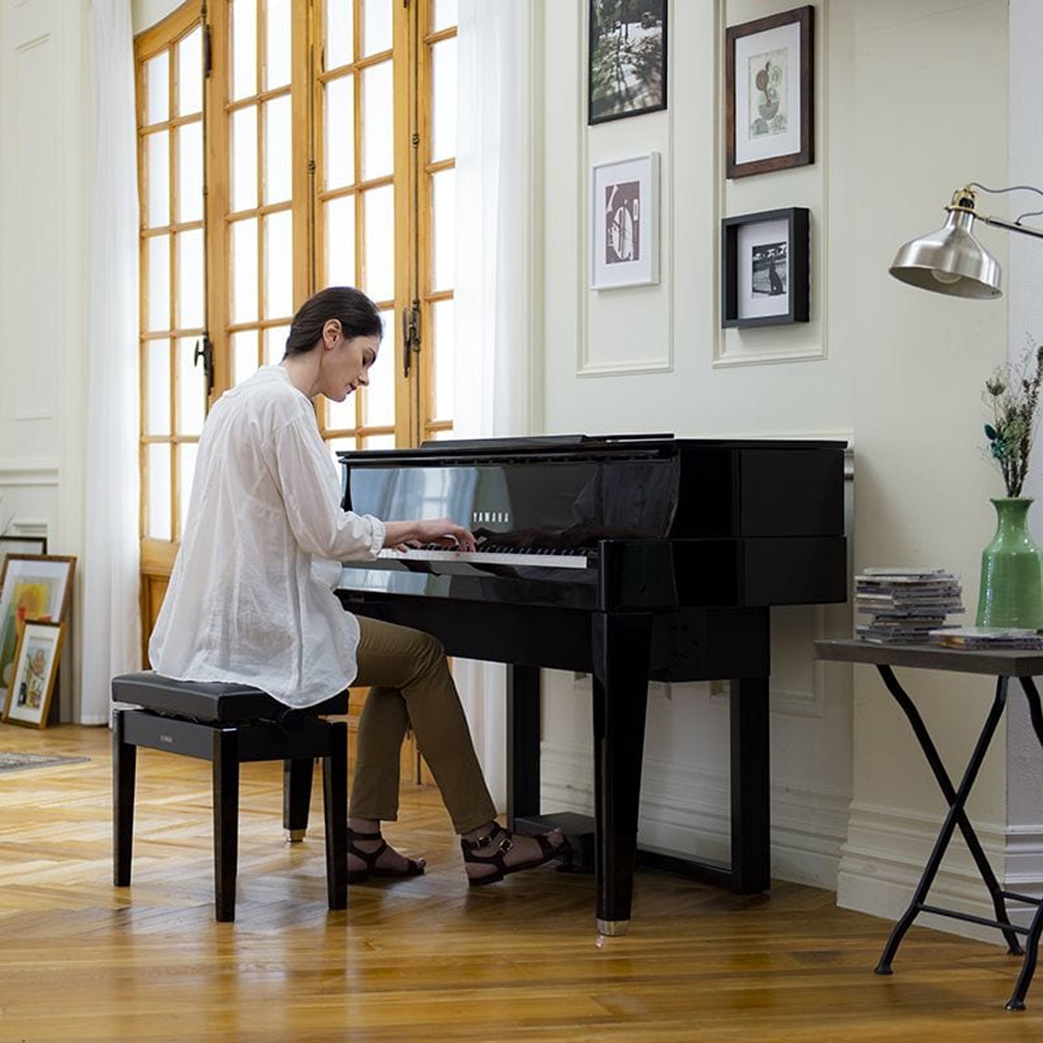 Yamaha AvantGrand N1X hybrid piano in polished ebony Chamberlain