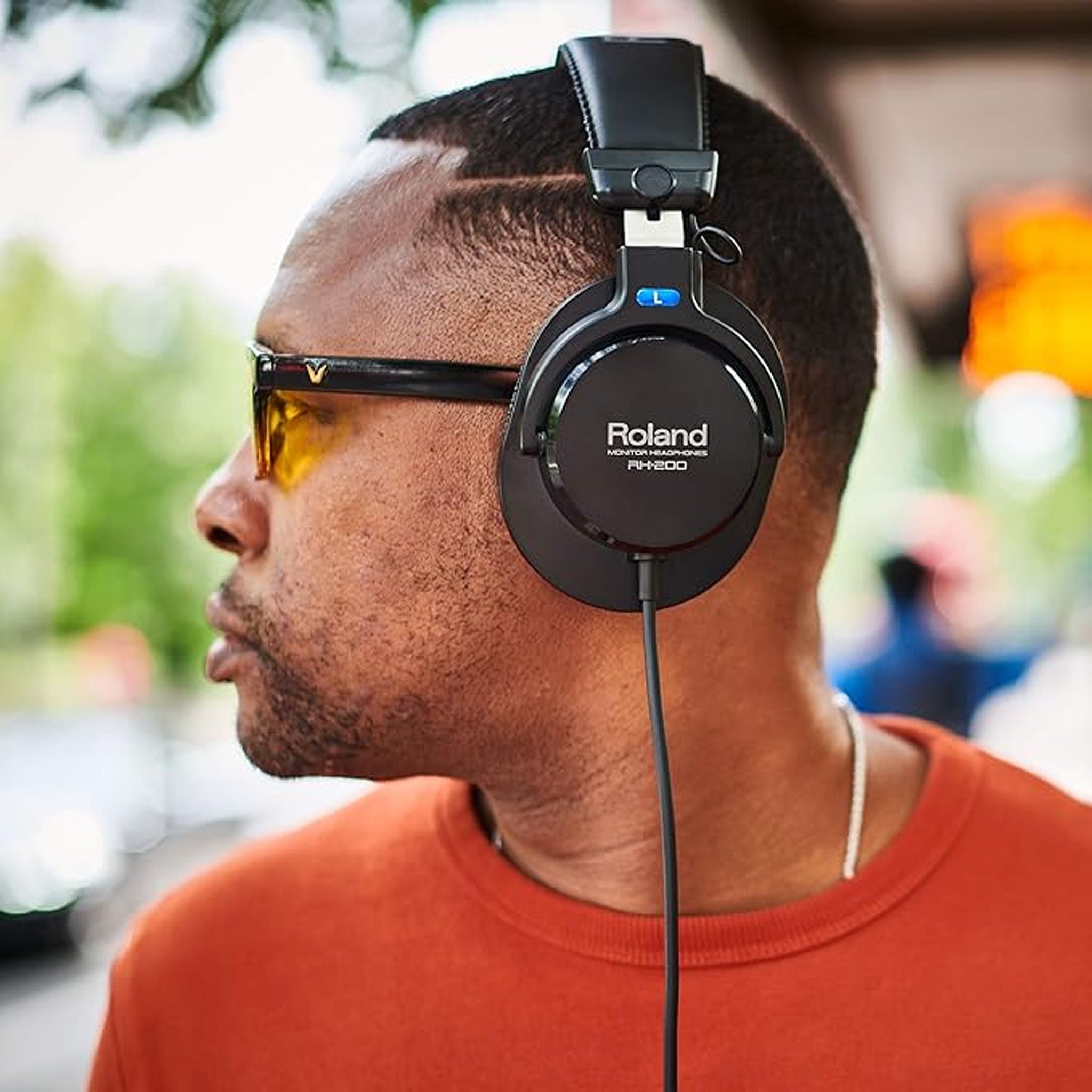 Roland RH200 monitoring stereo headphones | Chamberlain Pianos