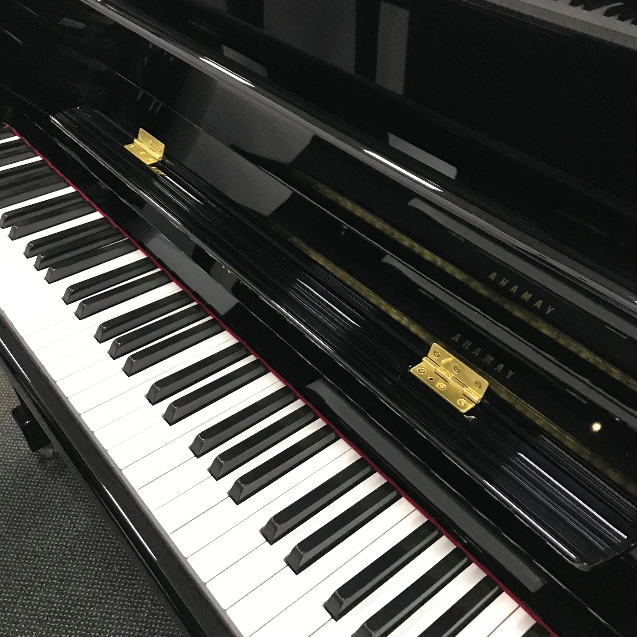 B2E-PE - Yamaha b2 upright piano Polished Ebony / A1