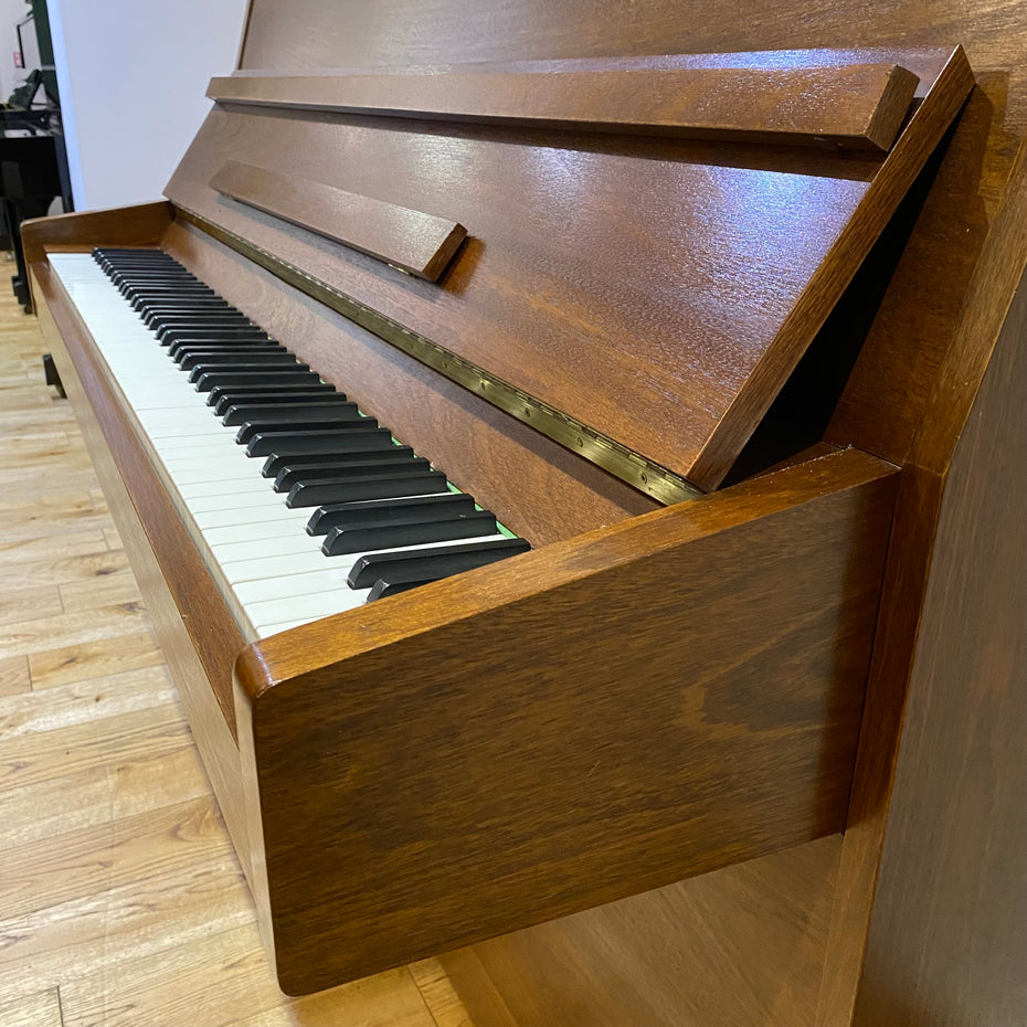 IK-2ND9915 - Pre-owned Eavestaff upright piano in mahogany satin Default title