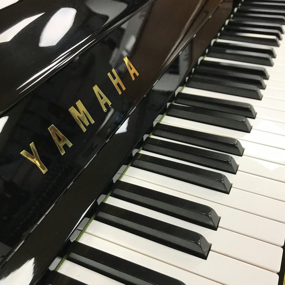 U1H-PE,U1M-PE,U1A-PE - Yamaha Approved Reconditioned U1 upright piano U1H c.1970's