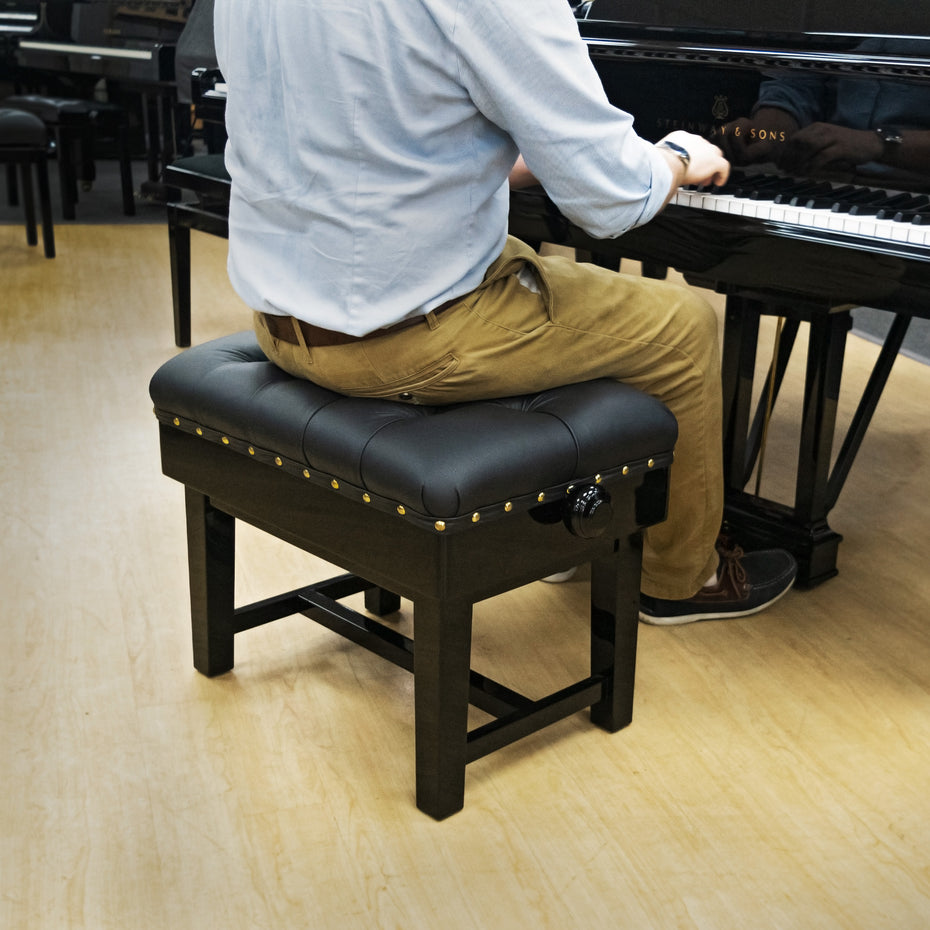 BC46-BG-BKL - Hidrau BC46 'London' concert piano stool Black gloss, black leather
